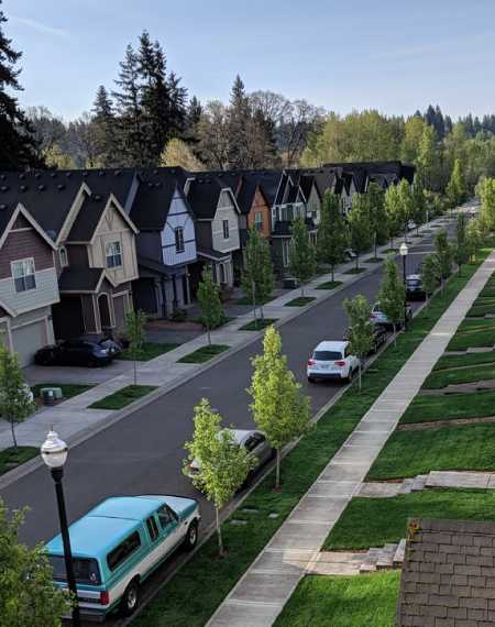 Row of residential homes in Vancouver, WA